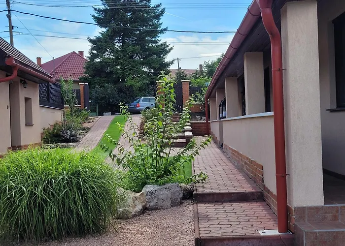Villa Bakonyi Muzsa Vendeghaz Bakonyszentlaszlo